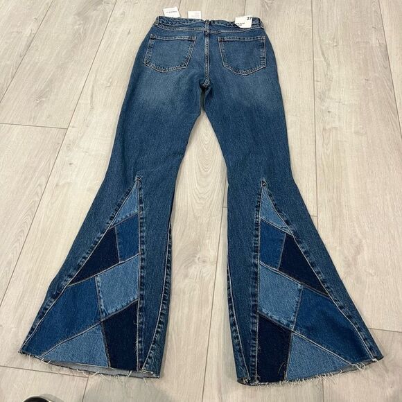 Forever 21 mid rise flare jeans size 27| - Picture 2 of 9